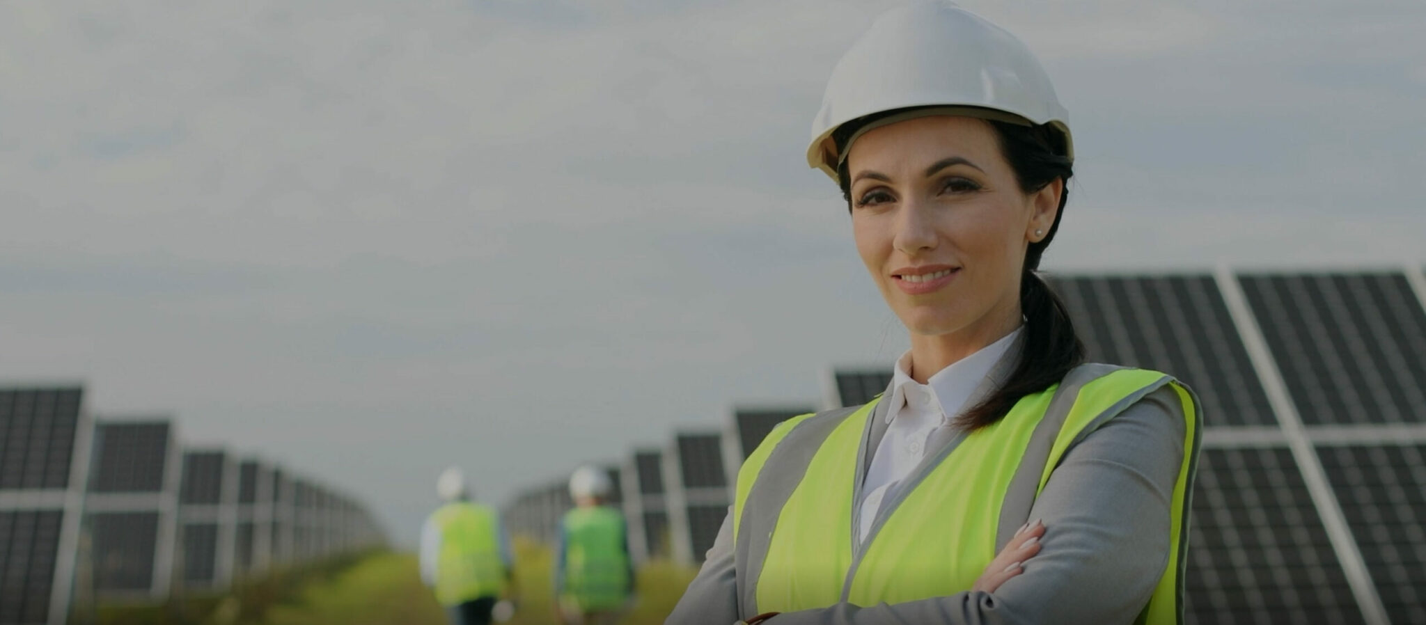 woman with a hard hat on a building site